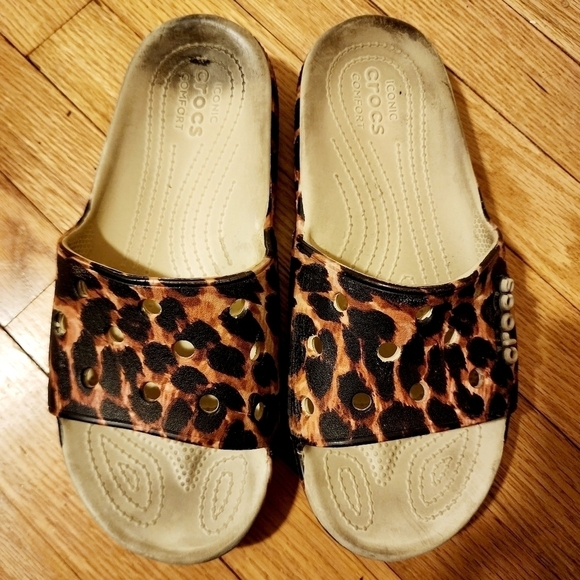 Crocs Classic Animal Slide Remix Women's Size 10 Leopard Cheetah Print Sandals - Picture 3 of 12